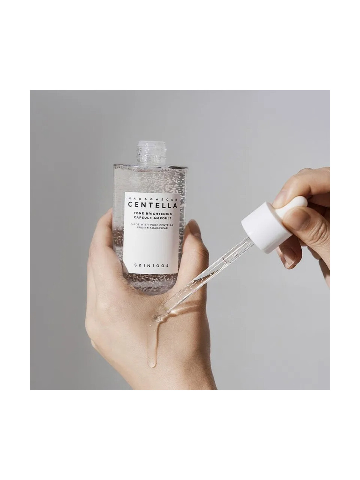 SKIN1004 Madagascar Centella Tone Brightening Capsule Ampoule - Sérum Iluminador Antimanchas con Niacinamida y Ácido Tranexámico